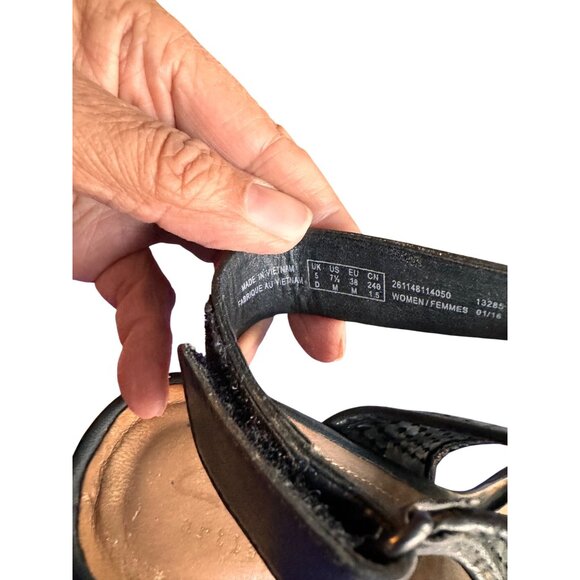 Clarks Size 7.5  Black Perforate High-Heel Sandals Women’s - Picture 7 of 11